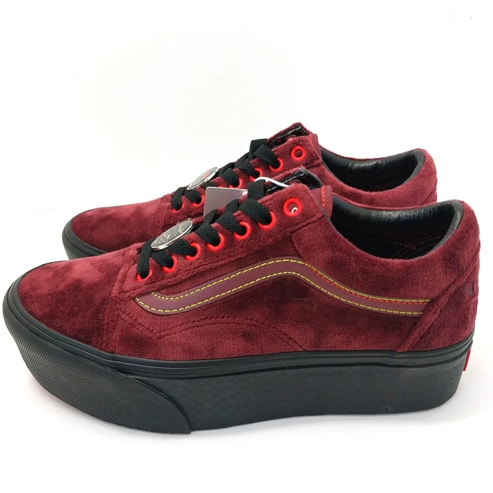 Vans Disney‎ x Old Skool Stackform Poison Apple, Limited Edition, NWT, Size 8